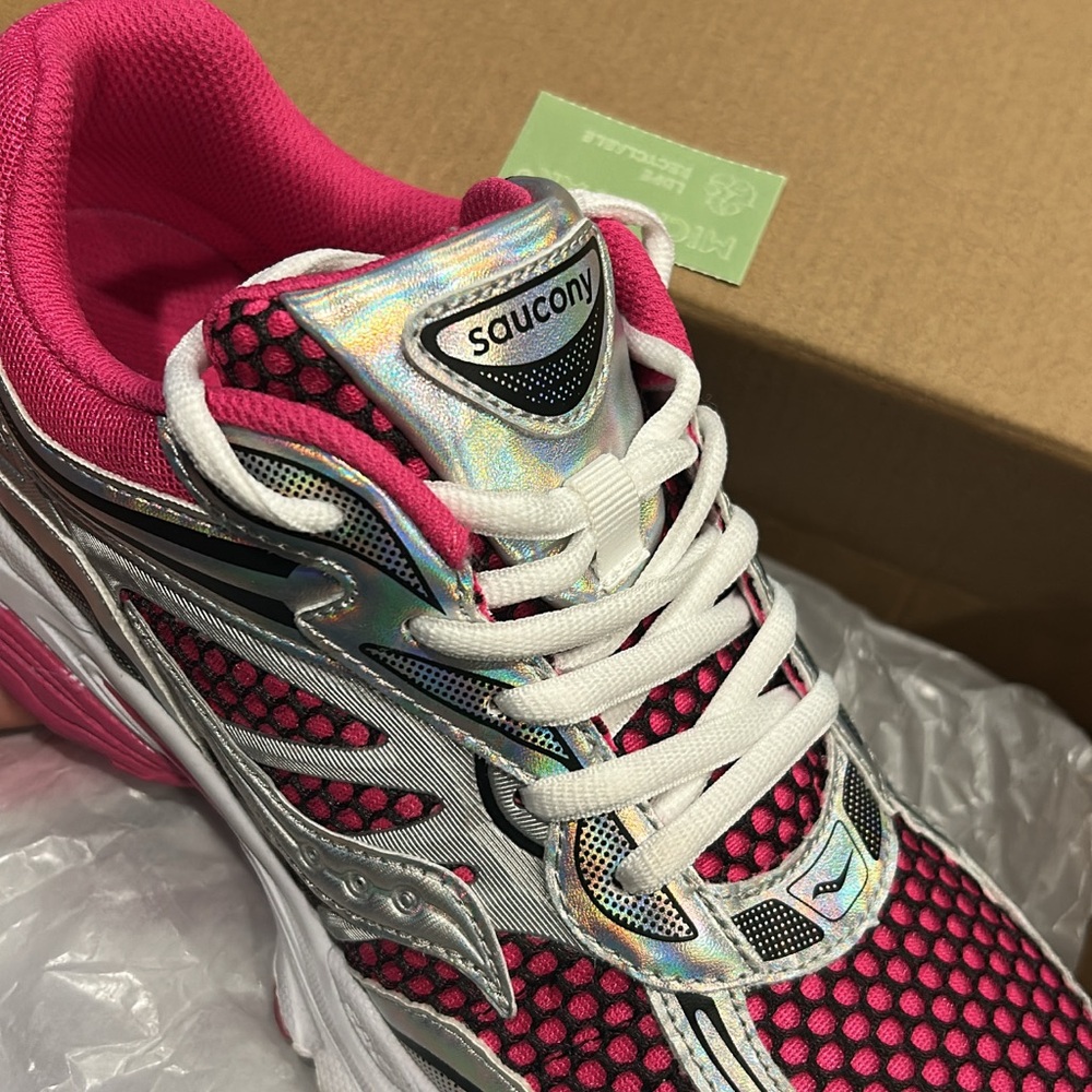 Saucony